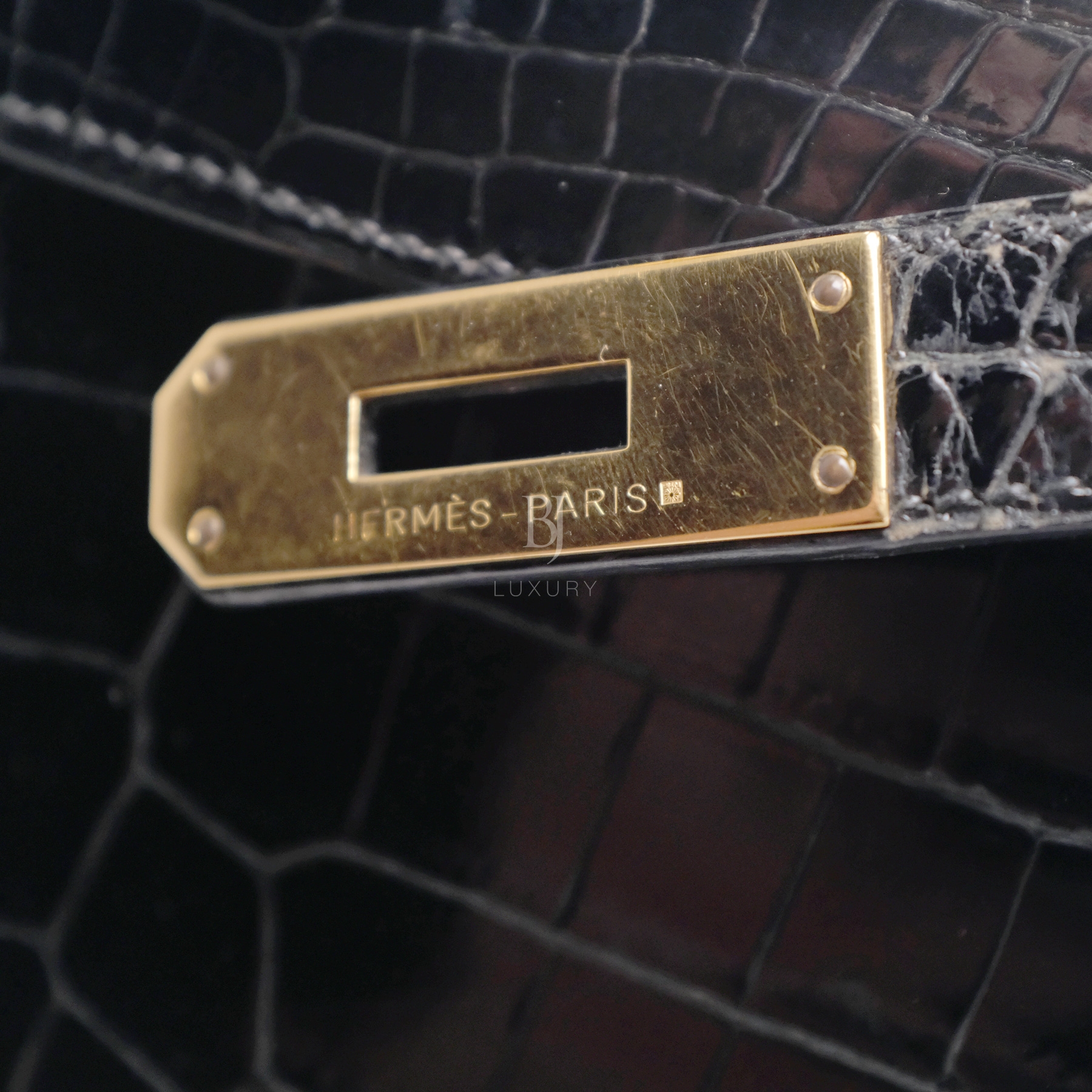 Hermes Kelly Sellier 28 Gold Black Porosus Crocodile BJ Luxury 12.jpg