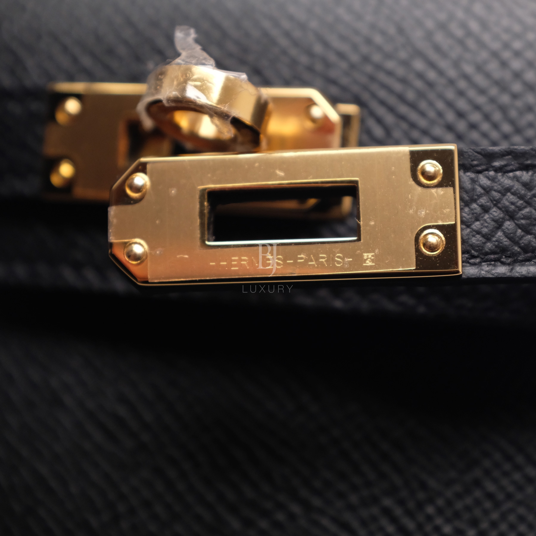 Hermes Kelly Sellier 20 Black Gold Hardware Epsom 9 BJ Luxury.jpg