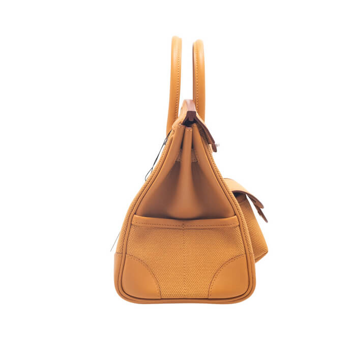 Growing popularity of the Hermes Lindy: Is this the bag for me