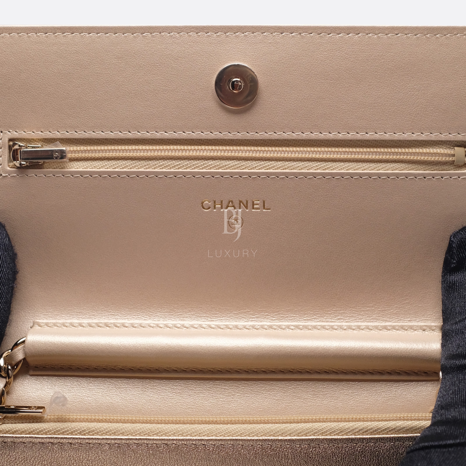Chanel Wallet on Chain Mini Lambskin Light Gold BJ Luxury 12.jpg