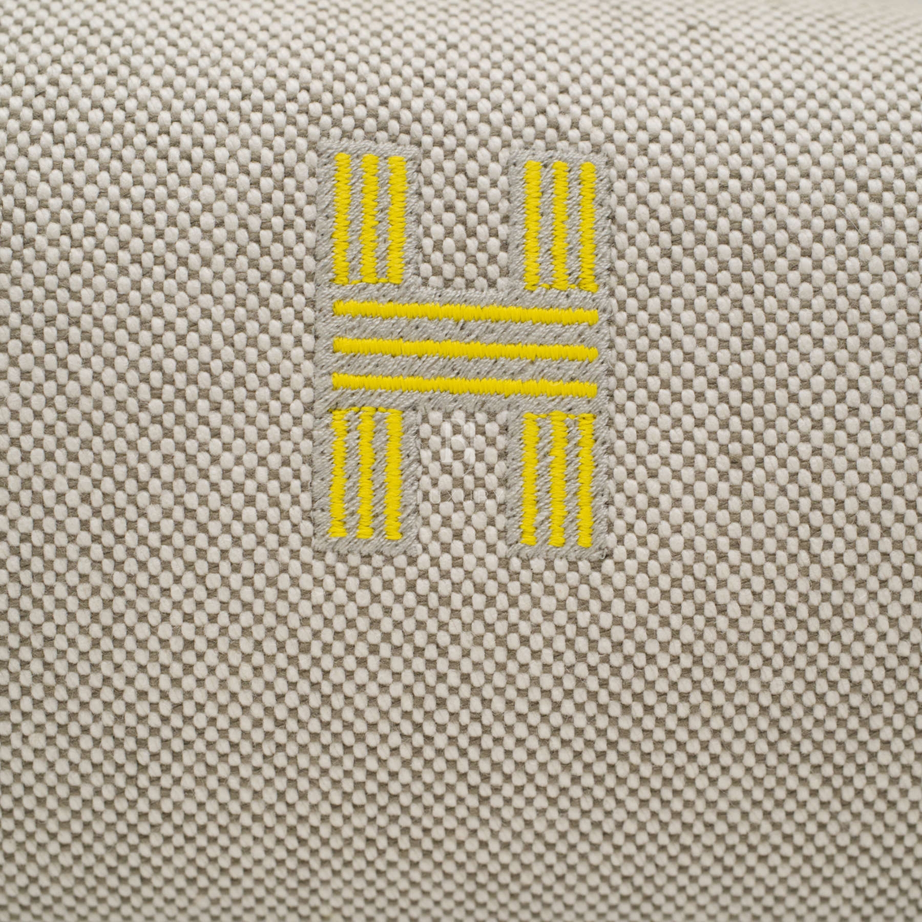 HERMES-BRIDEABRAC-BEIGE-CANVAS-4278 logo.jpg