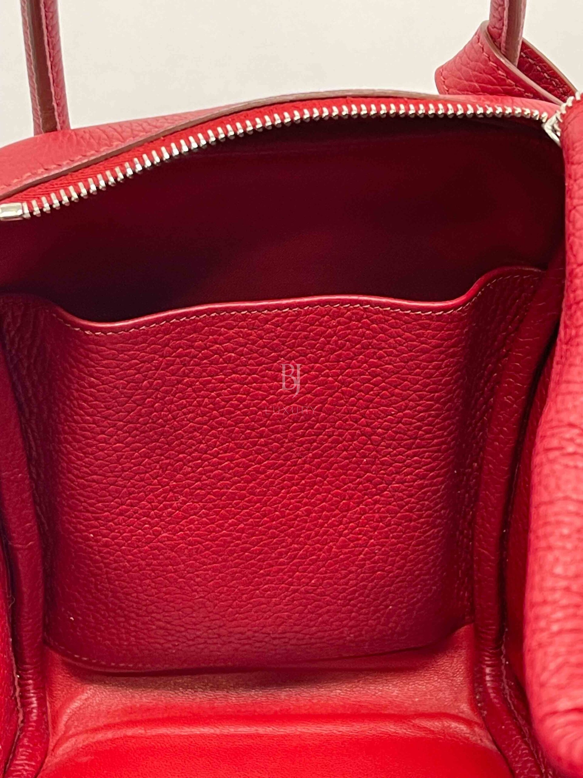 HERMES-LINDY-34-ROUGEH-CLEMENCE-Photo 15-12-22, 10 30 04 AM.jpg