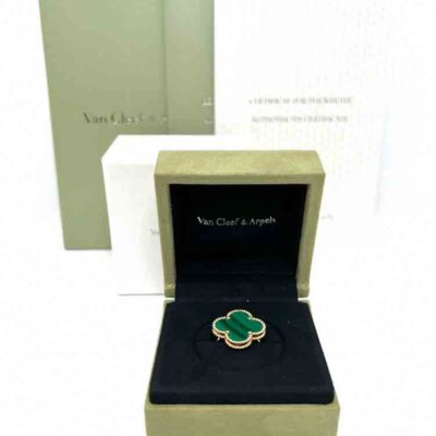 VAN CLEEF AND ARPELS VINTAGE ALHAMBRA RING 50 MALACHITE 18K GOLD