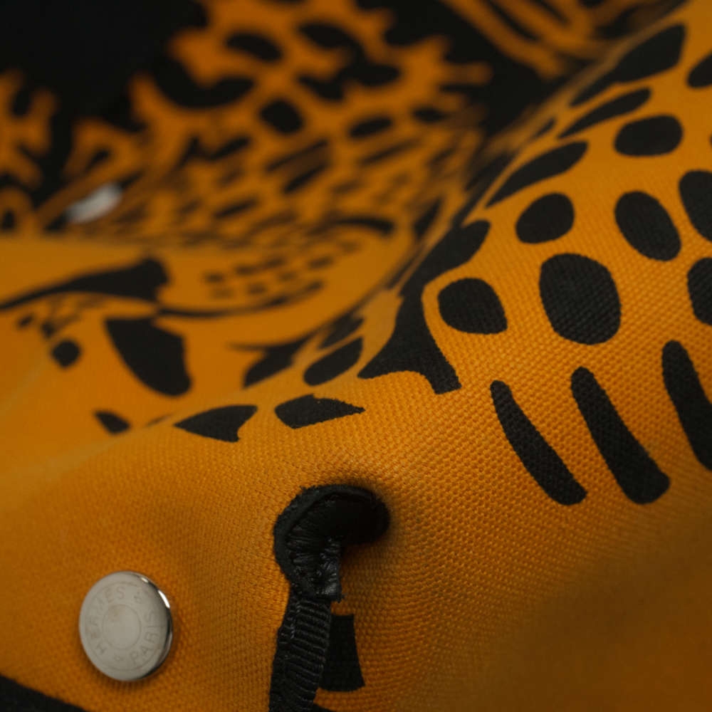 HERMES-BEACHTOTEBAG-GM-BLACK-COTTON-6748 corner1.jpg