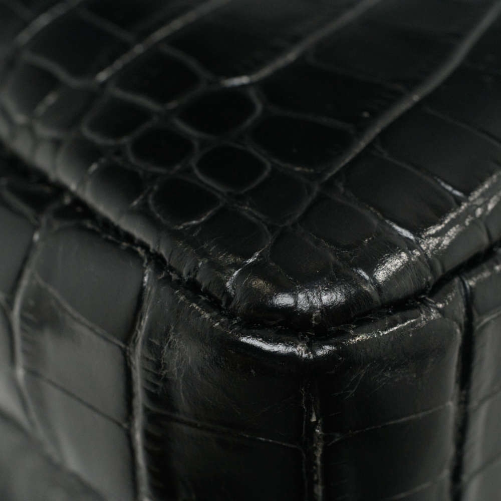 BAGACHARM-SHOULDERBAGCROCEMBOSSED-SMALL-BLACK-CALF-7438 corner3.jpg