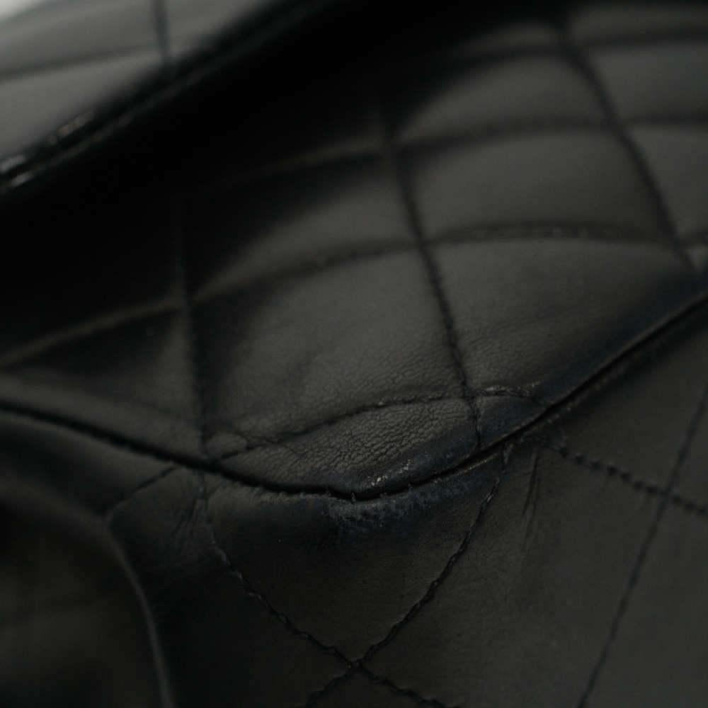 CHANEL-CLASSICHANDBAG-MEDIUM-BLACK-LAMBSKIN-7491 corner1.jpg