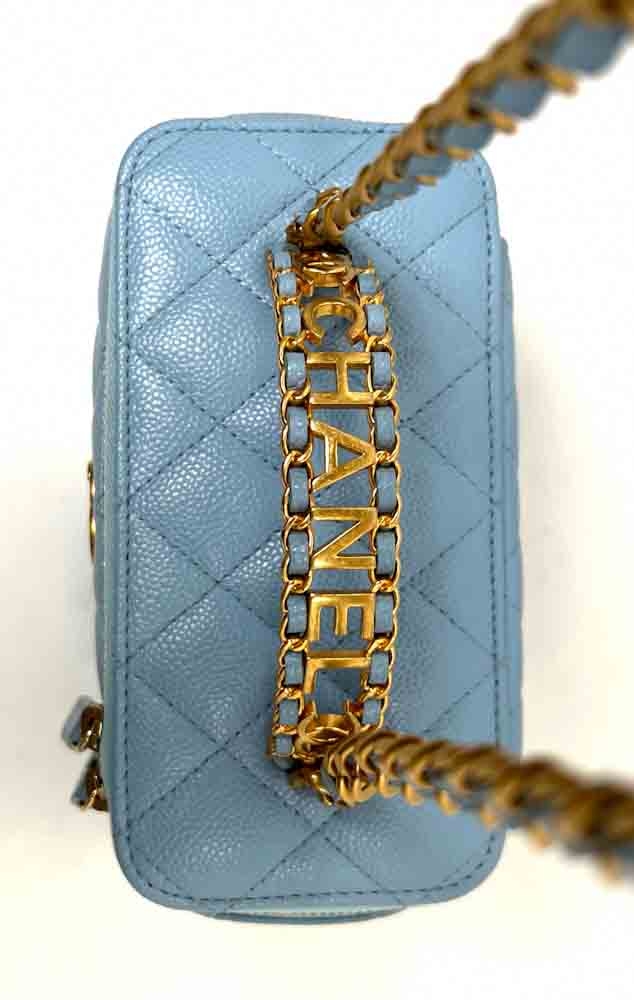 CHANEL-VANITY-BLUE-CAVIAR-IMG_0859_jpg.jpg