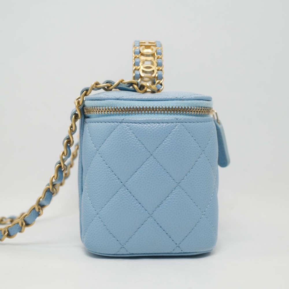 CHANEL-VANITY-MINI-BLUE-CAVIAR-7484 side.jpg
