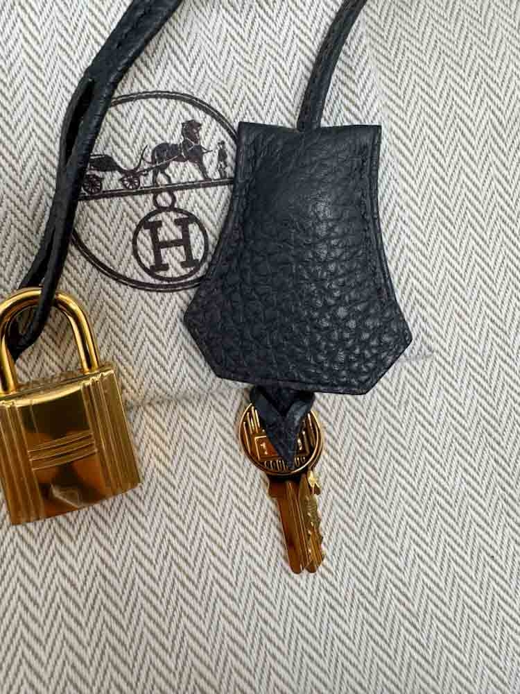 HERMES-BIRKIN-40-BLACK-TOGO-Photo 15-7-25, 10 33 17 AM.jpg