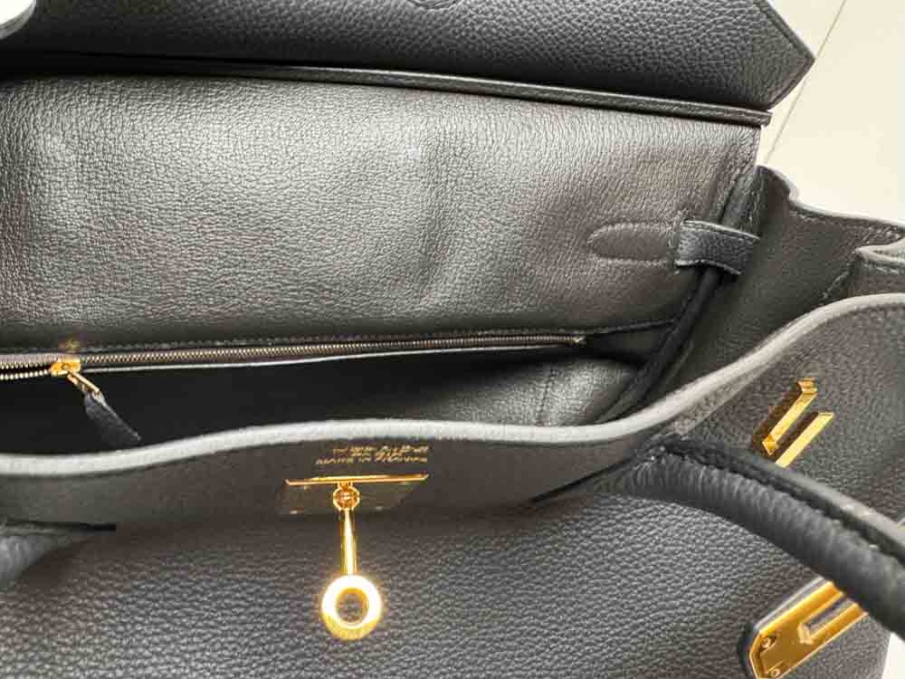 HERMES-BIRKIN-40-BLACK-TOGO-Photo 15-7-25, 10 37 46 AM.jpg