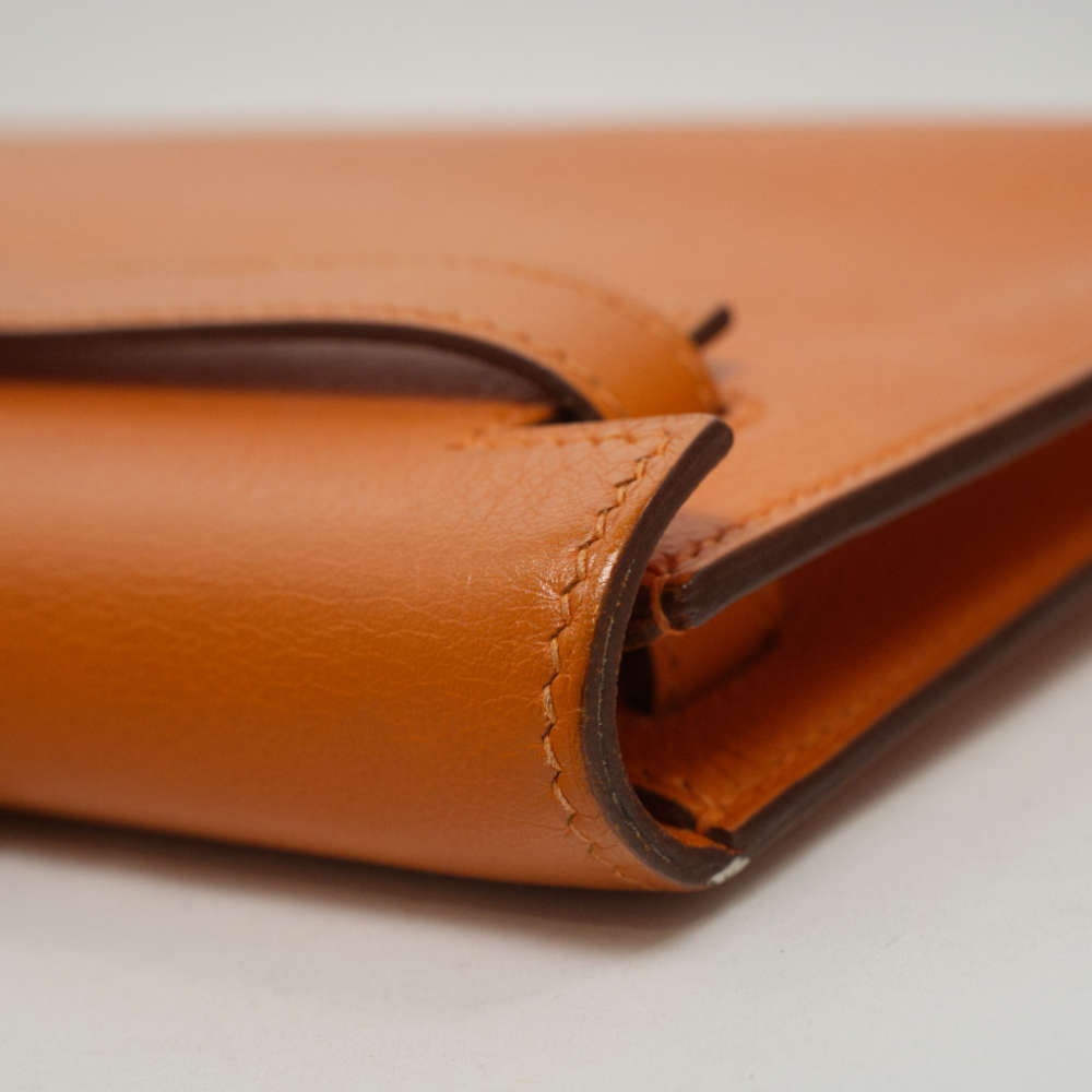 HERMES-KELLYLONGUE-LONGCLUTCH-ORANGE-EVERCOLOR-7488 corner5.jpg