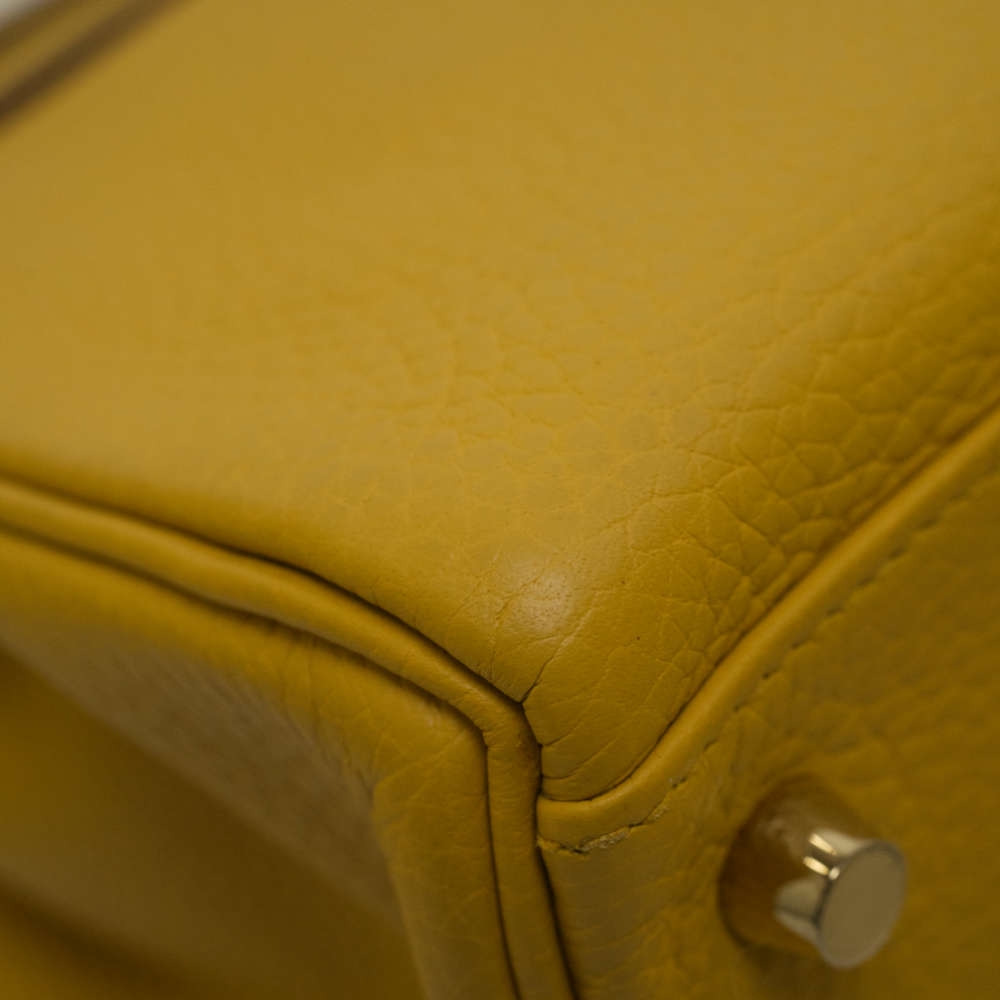 HERMES-KELLYRETOURNE-28-JAUNEPOUSSIN-TOGO-7466 corner1.jpg