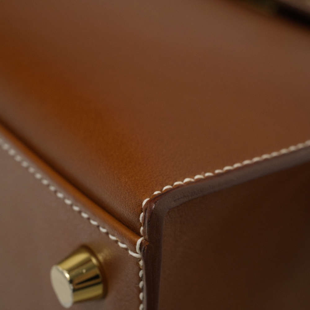 HERMES-KELLYSELLIER-25-FAUVE-BARENIA-7431 corner2.jpg