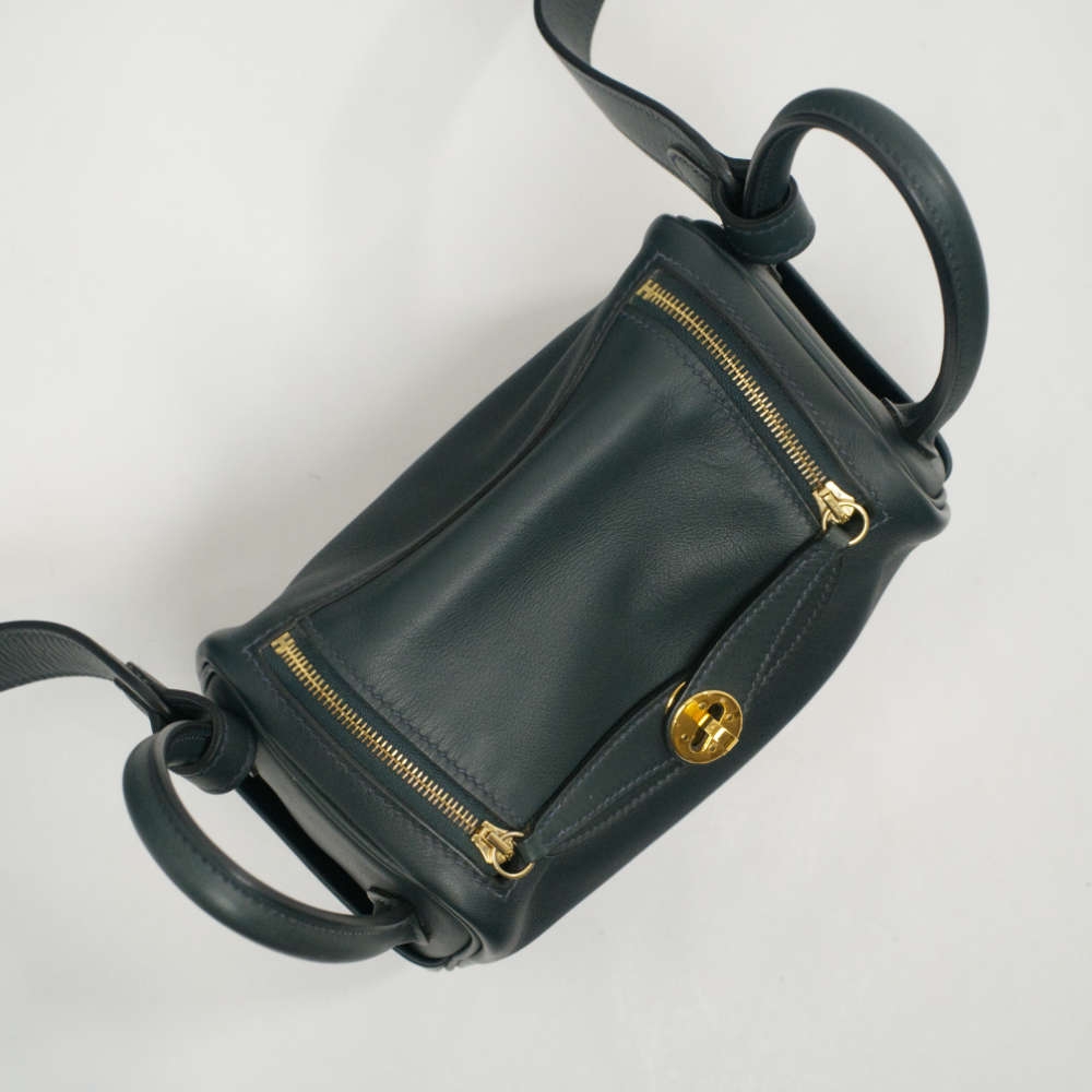 HERMES-LINDY-MINI-VERTROUSSEAU-SWIFT-7460 topdown.jpg