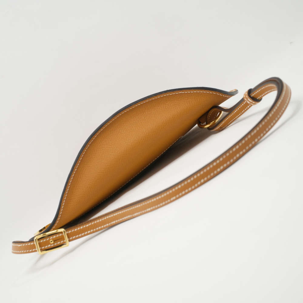 HERMES-PETITECOURSE-GOLD-EPSOM-7429 topdown.jpg