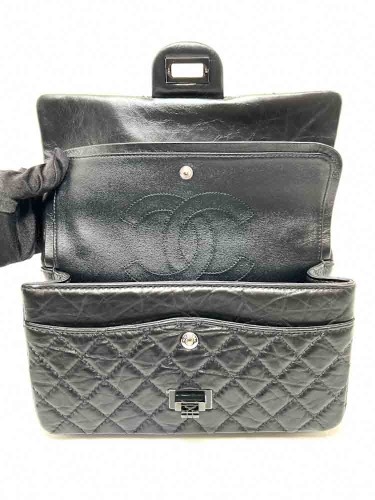 CHANEL-2.55REISSUE225-25-BLACK-AGEDCALFSKIN-IMG_2690_jpg.jpg