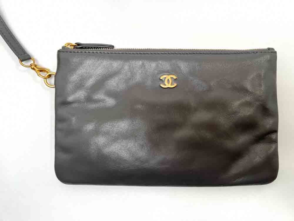 CHANEL-CHANEL22-SMALL-GRAY-LAMBSKIN-IMG_2419_jpg.jpg