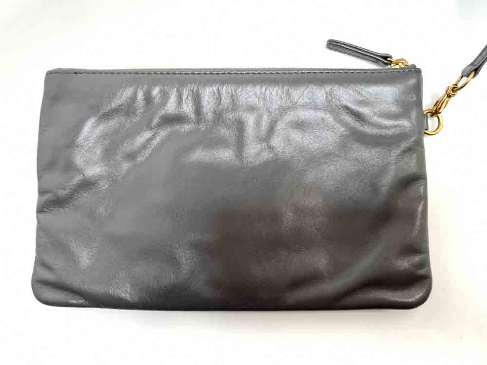 CHANEL-CHANEL22-SMALL-GRAY-LAMBSKIN-IMG_2420_jpg.jpg