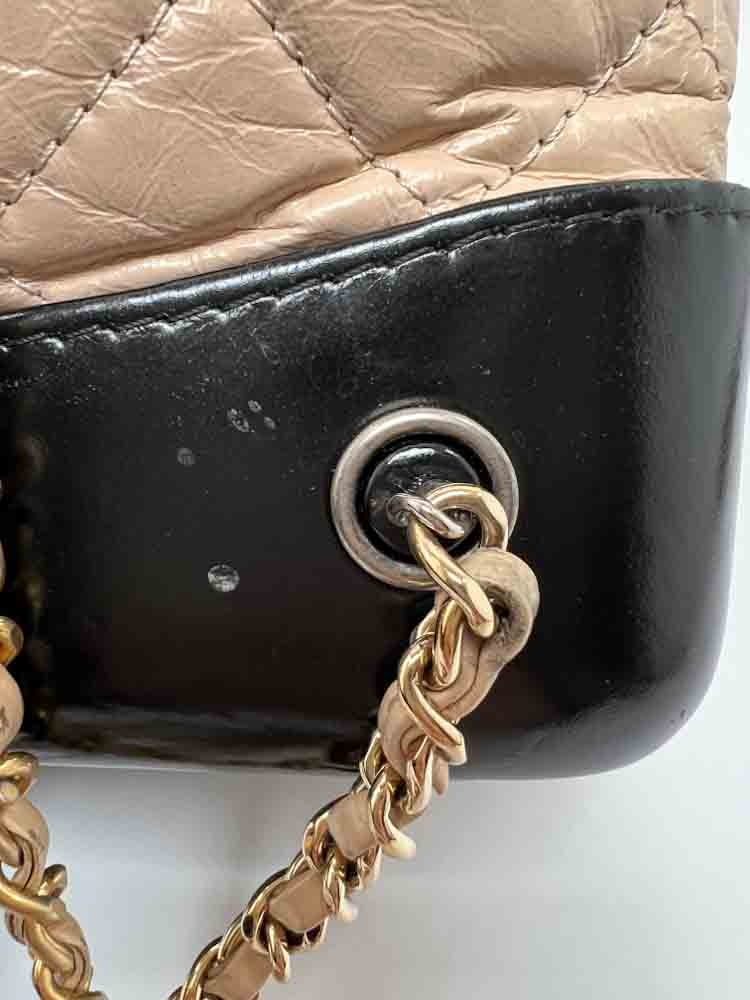 CHANEL-GABRIELLE-21-BEIGE-AGEDCALFSKIN-IMG_1959.jpg