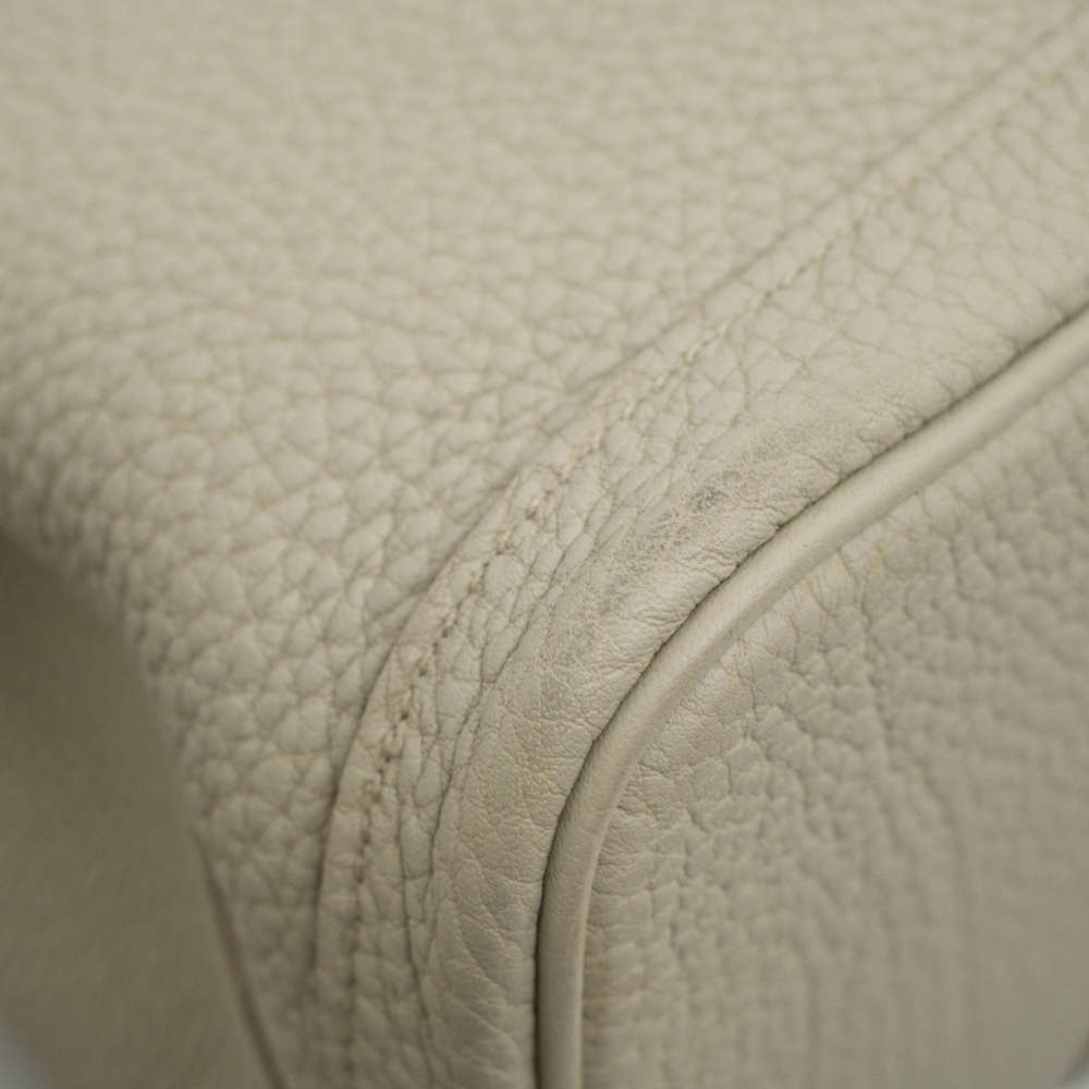 HERMES-GARDENPARTY-30-BETON-NEGONDA-7499 corner3.jpg