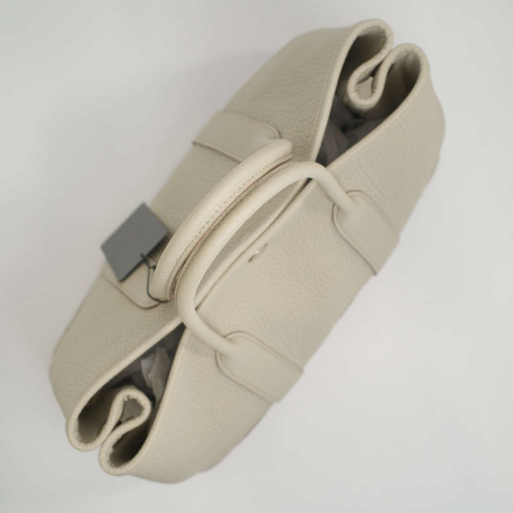 HERMES-GARDENPARTY-30-BETON-NEGONDA-7499 topdown.jpg