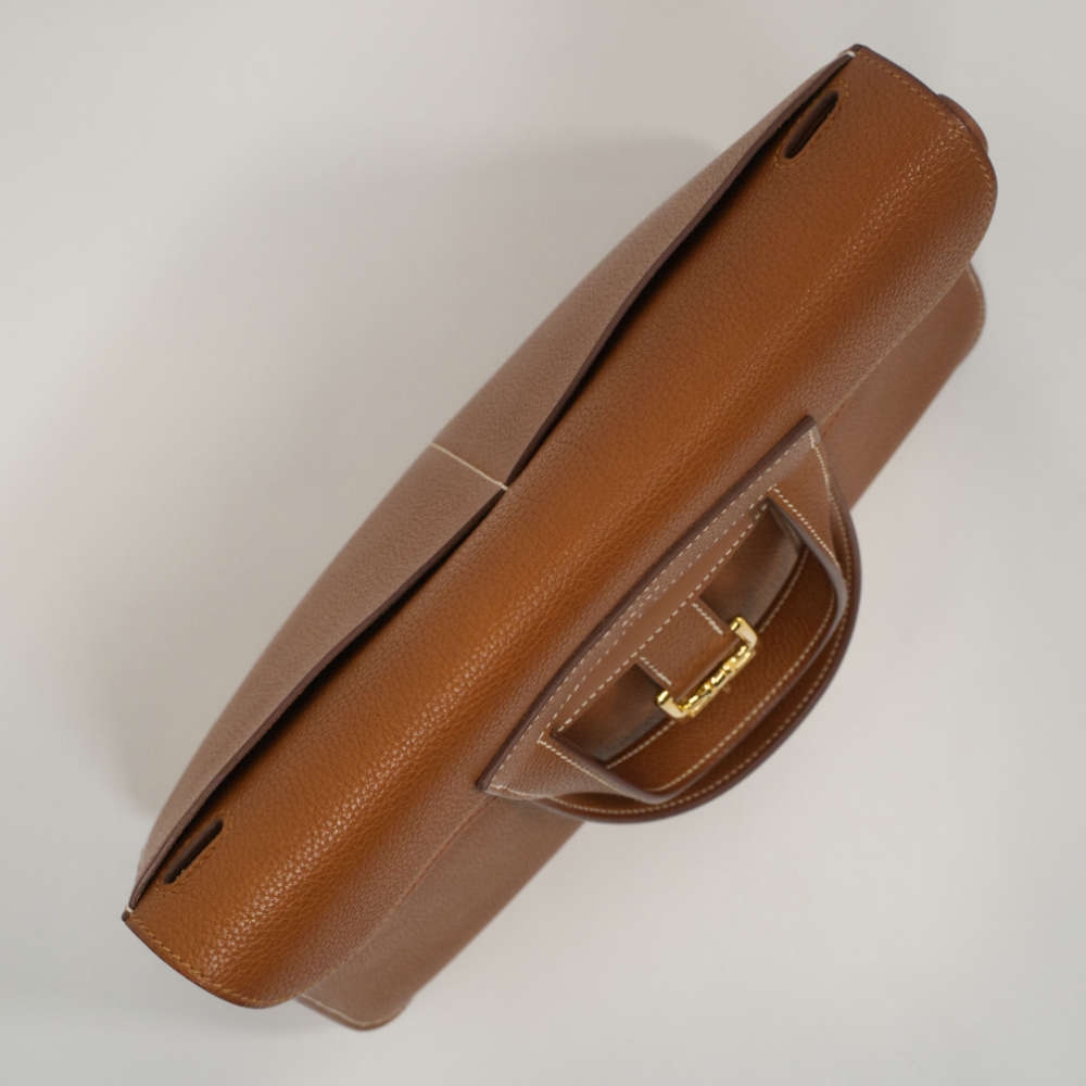 HERMES-HALZAN-31-FAUVE-BARENIAFAUBOURG-7496 topdown.jpg