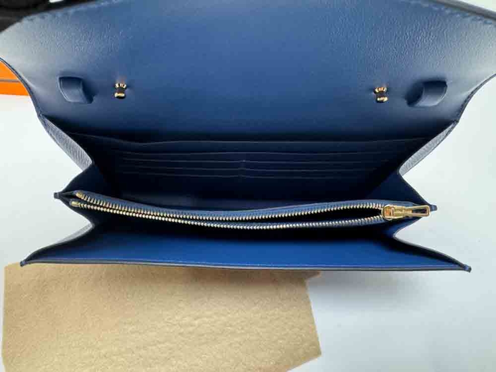 HERMES-CONSTANCETOGOWALLET-BLEUTIE-EPSOM-Photo 7-9-25, 5 55 34 PM.jpg