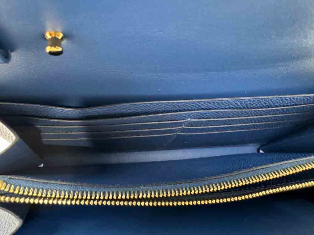 HERMES-CONSTANCETOGOWALLET-BLEUTIE-EPSOM-Photo 7-9-25, 5 55 40 PM.jpg