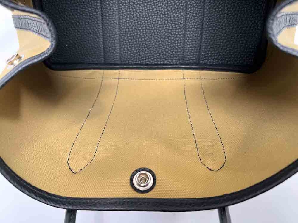 HERMES-GARDENPARTY-30-POUSSIERE-CANVAS,NEGONDA-Photo 3-10-25, 11 23 31 AM.jpg