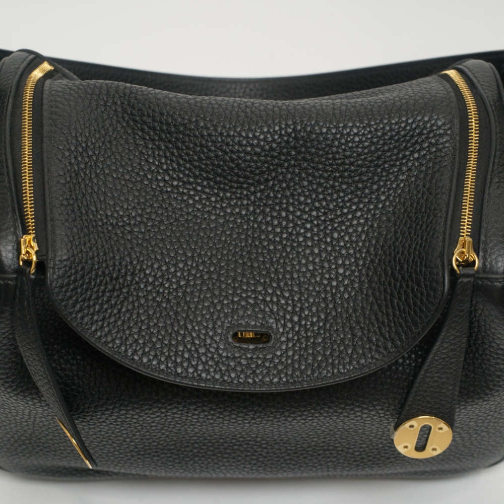 HERMES-LINDY-26-BLACK-CLEMENCE-7581 flap.jpg