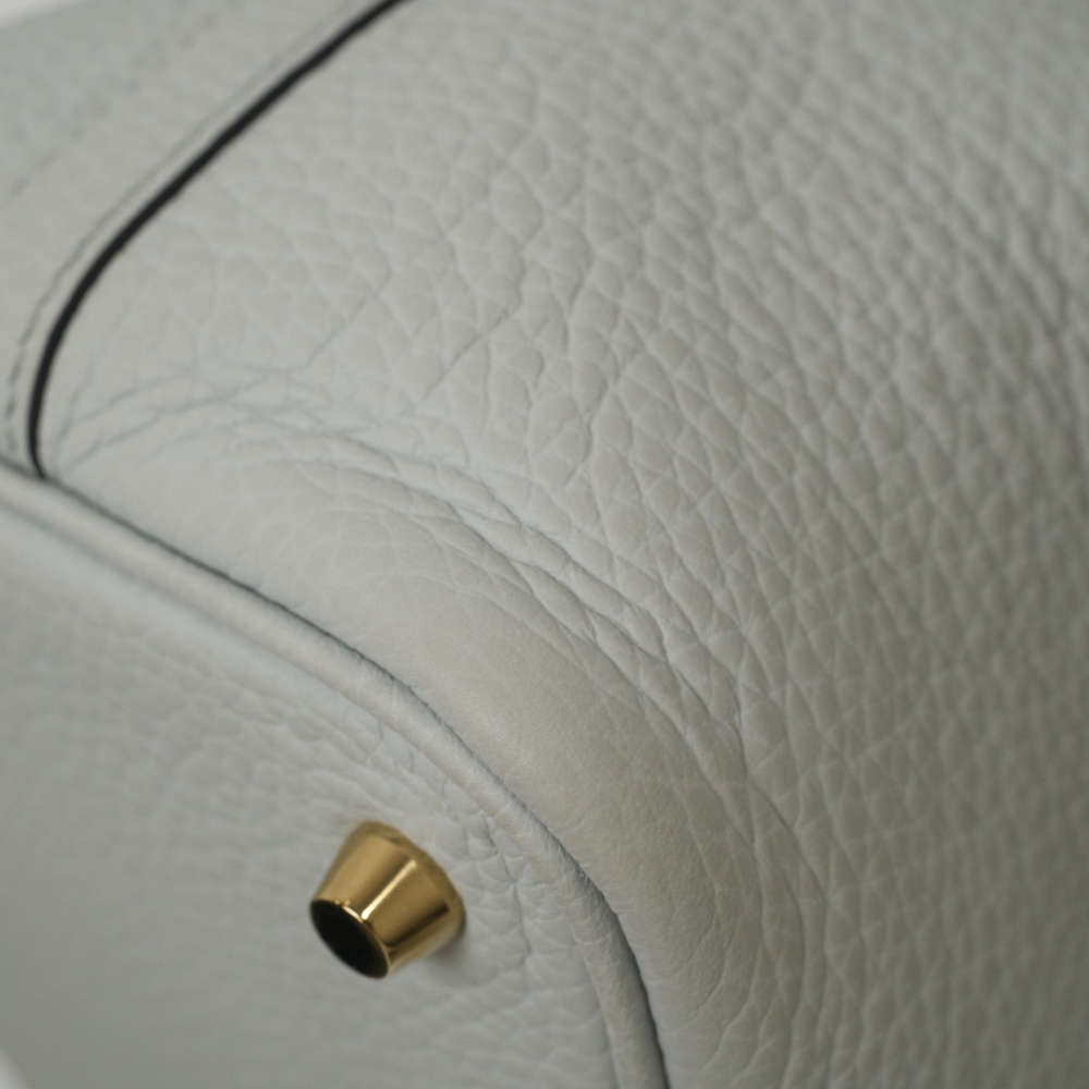 HERMES-PICOTIN-18-BLEUPALE-CLEMENCE-7572 corner4.jpg