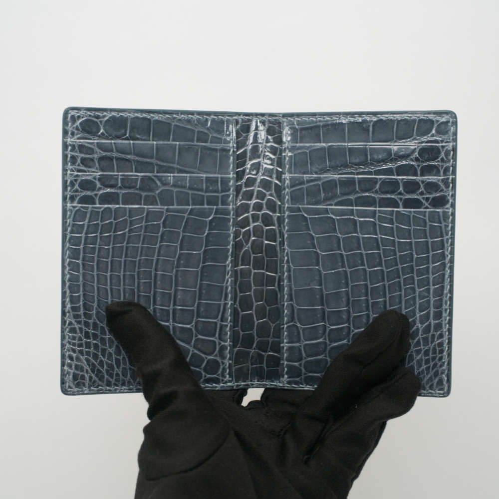 BJL-BI-FOLDCARDHOLDER-BLEUSAPPHIRE-CROCODILE-7696 inside.jpg
