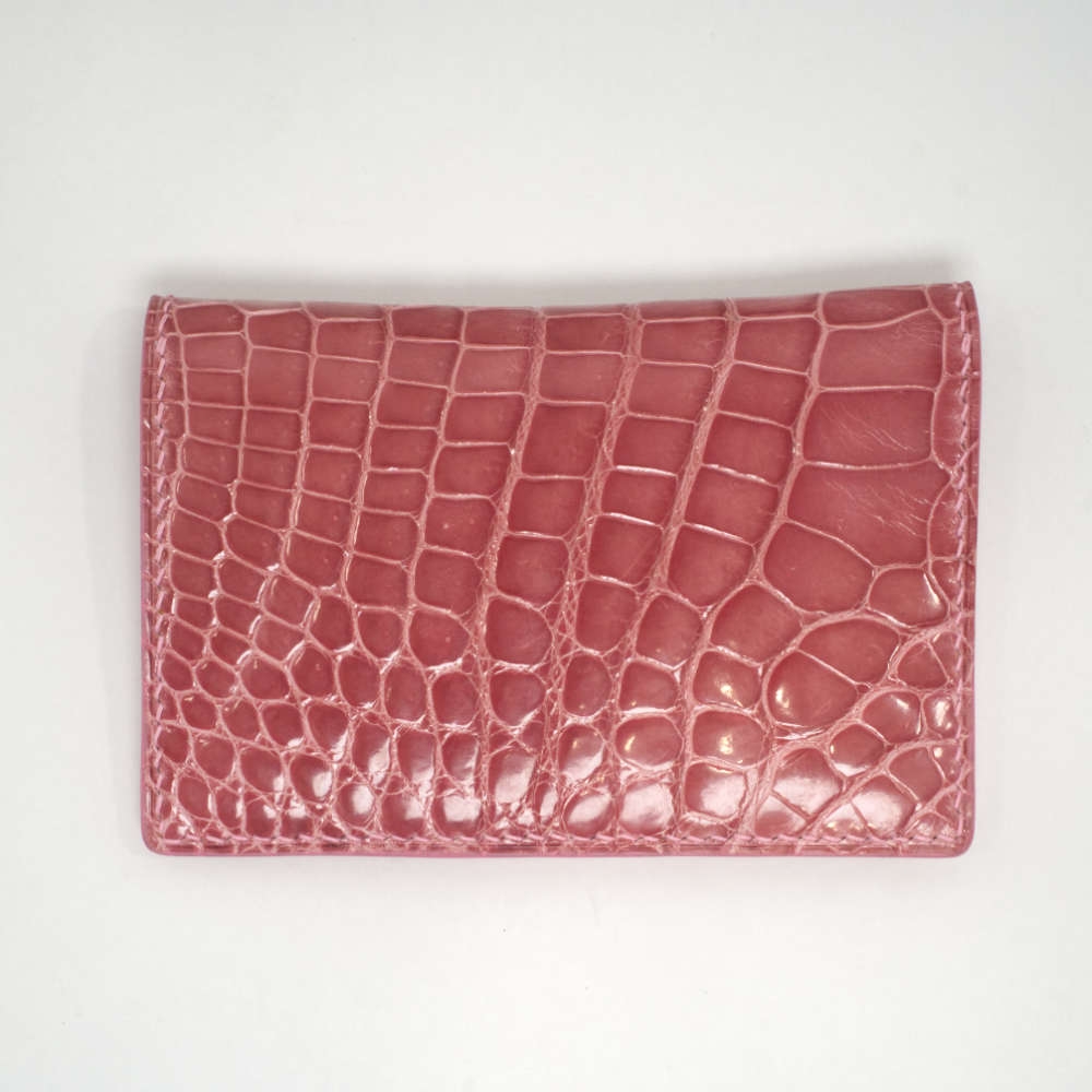 BJL-BI-FOLDCARDHOLDER-BLUSH-CROCODILE-7649 front.jpg