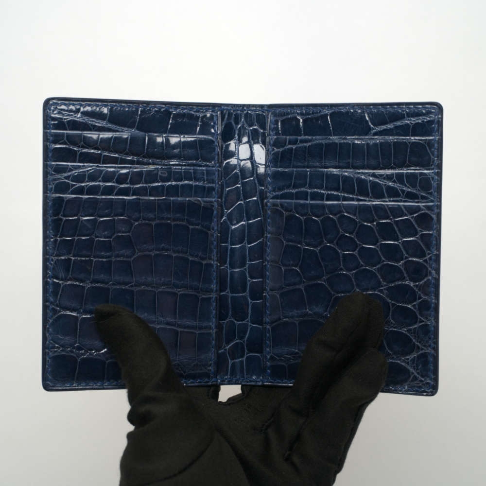 BJL-BI-FOLDCARDHOLDER-DEEPBLUE-ALLIGATOR-7661 inside.jpg