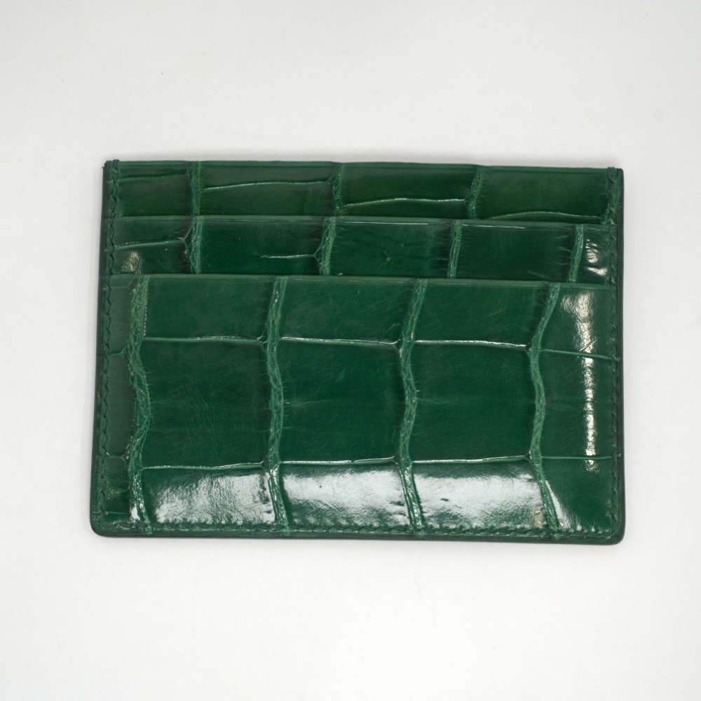 BJL-CARDHOLDER-EMERALDGREEN-ALLIGATOR-7645 front.jpg