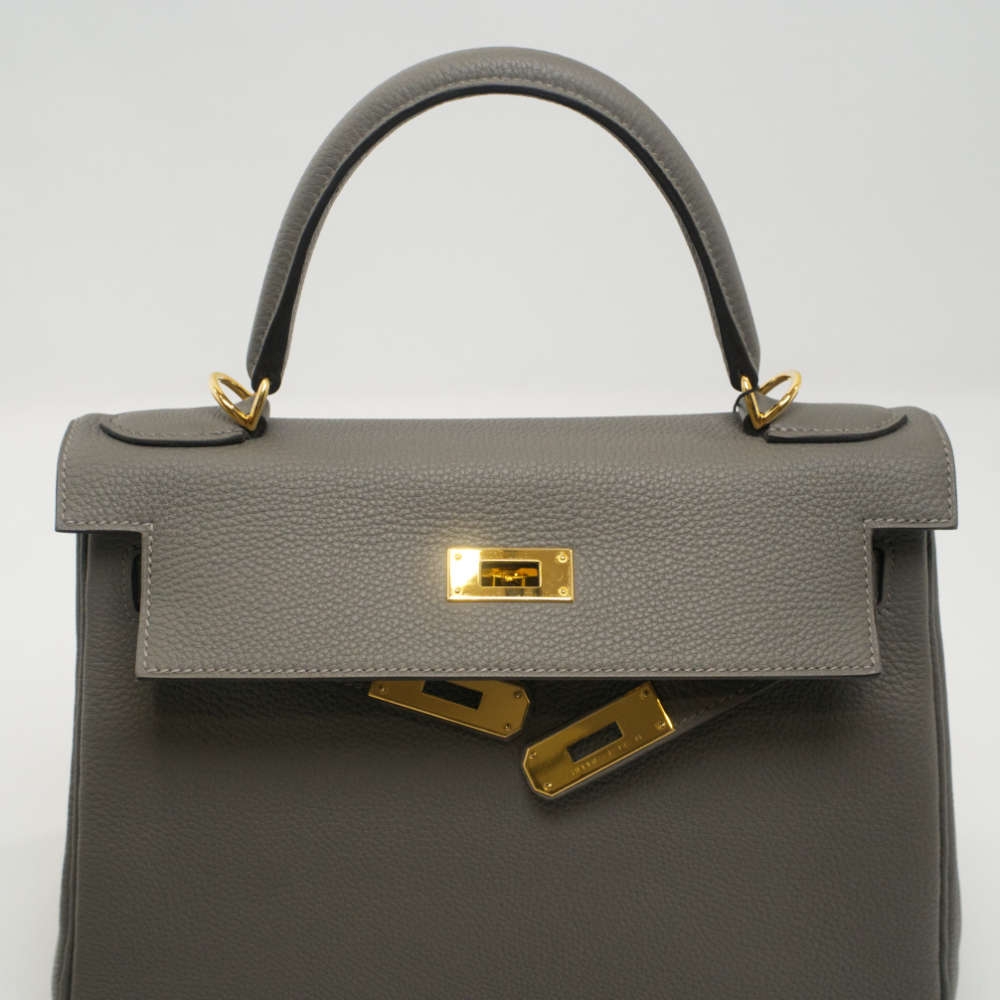 HERMES-KELLYRETOURNE-28-GRISMEYER-TOGO-7675 flap.jpg