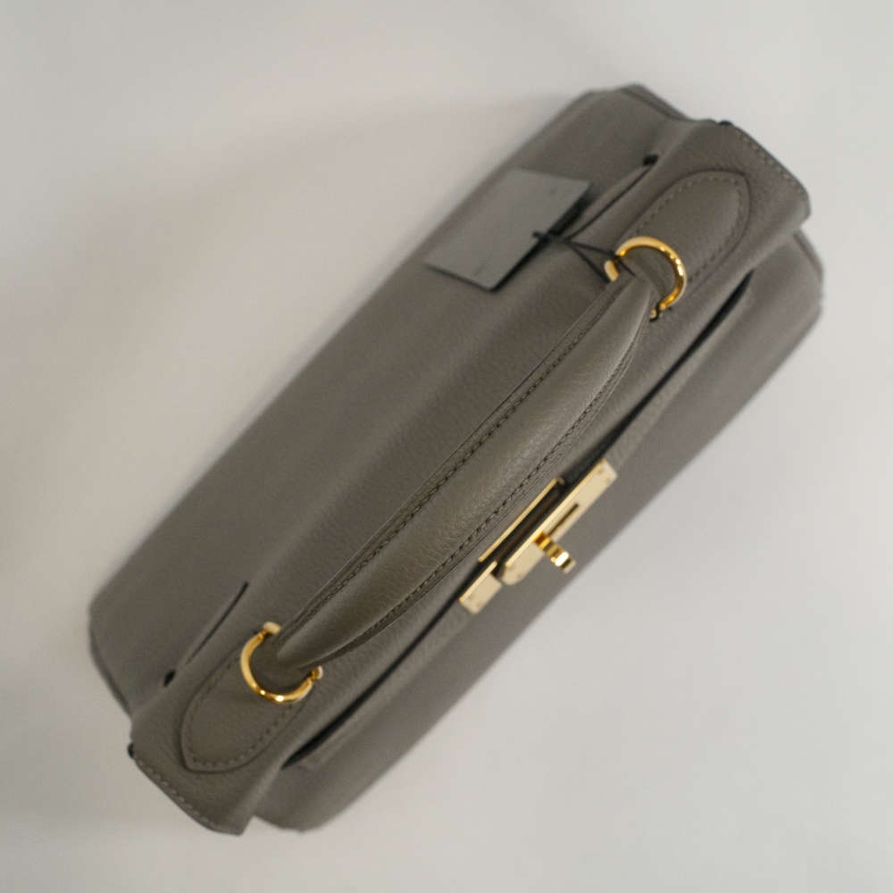 HERMES-KELLYRETOURNE-28-GRISMEYER-TOGO-7675 topdown.jpg