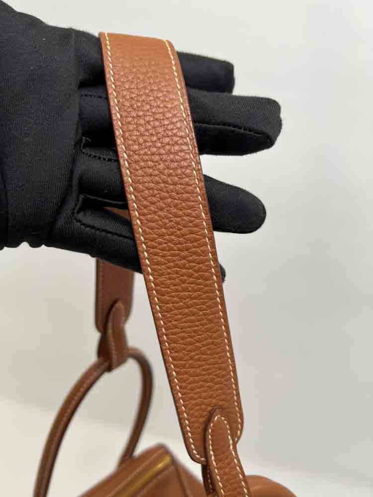 HERMES-LINDY-26-GOLD-CLEMENCE-IMG_9682.jpg