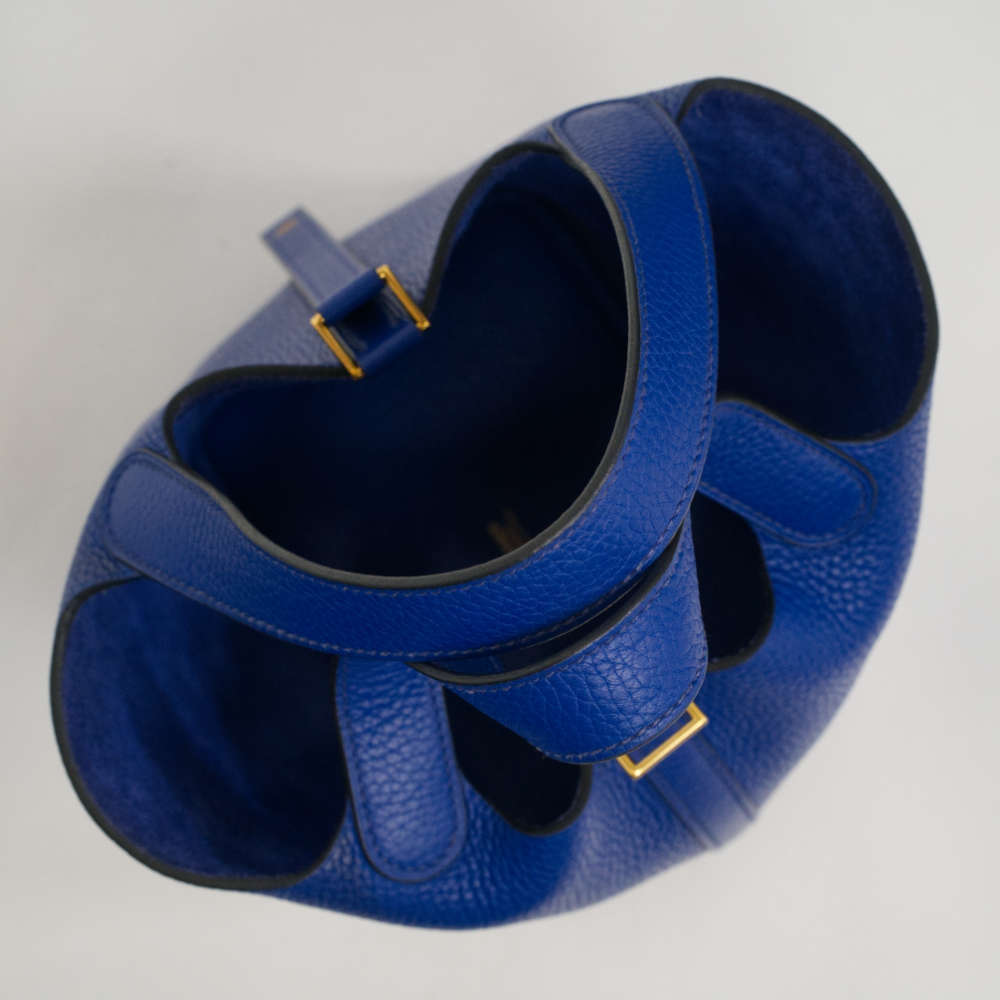 HERMES-PICOTIN-18-BLEUELECTRIQUE-CLEMENCE-7674 topdown.jpg