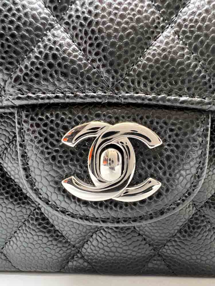 CHANEL-CLASSICHANDBAG-SMALL-BLACK-CAVIAR-IMG_4824.jpg