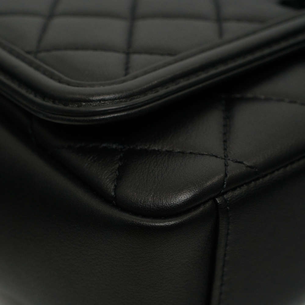 CHANEL-FLAPBAG-MEDIUM-SOBLACK-LAMBSKIN-7738 corner1.jpg