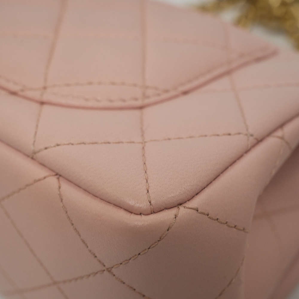 CHANEL-FLAPBAG-MINI-PINK-LAMBSKIN-7737 corner4.jpg