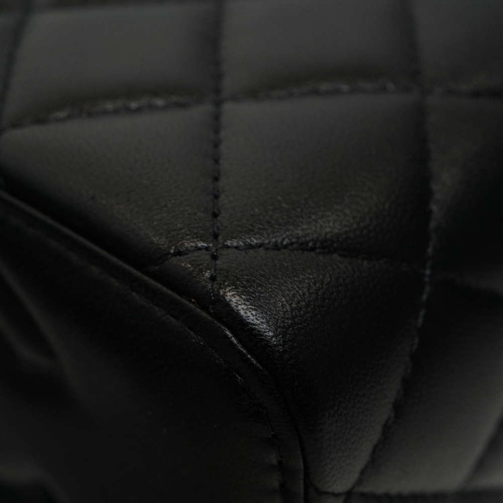 CHANEL-VANITY-MINI-BLACK-LAMBSKIN-7823 corner2.jpg