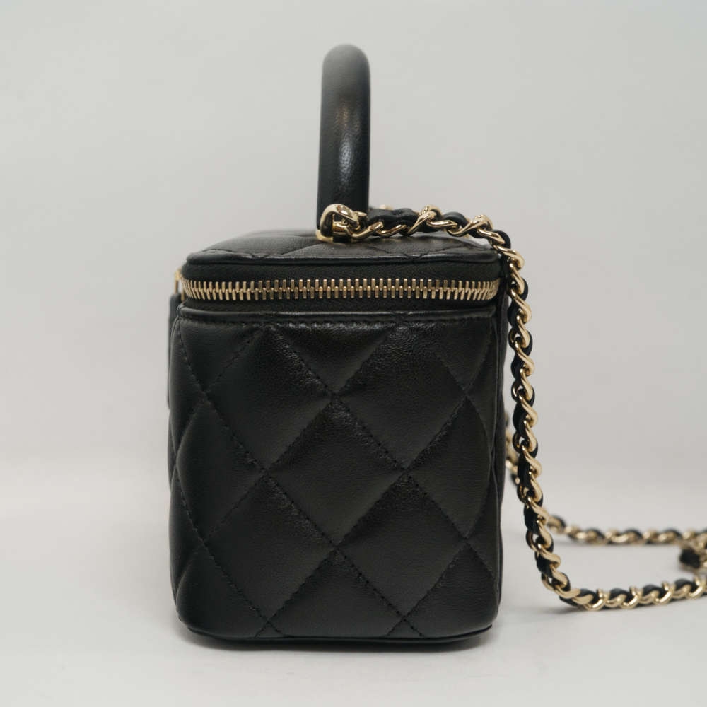 CHANEL-VANITY-MINI-BLACK-LAMBSKIN-7823 side2.jpg