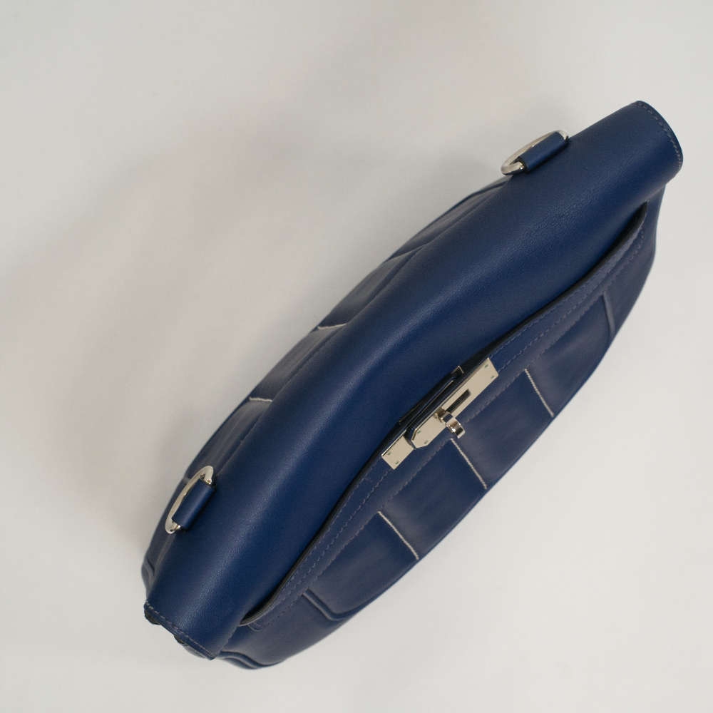 HERMES-BERLINE-28-BLEUSAPPHIRE-SWIFT-7757 topdown.jpg