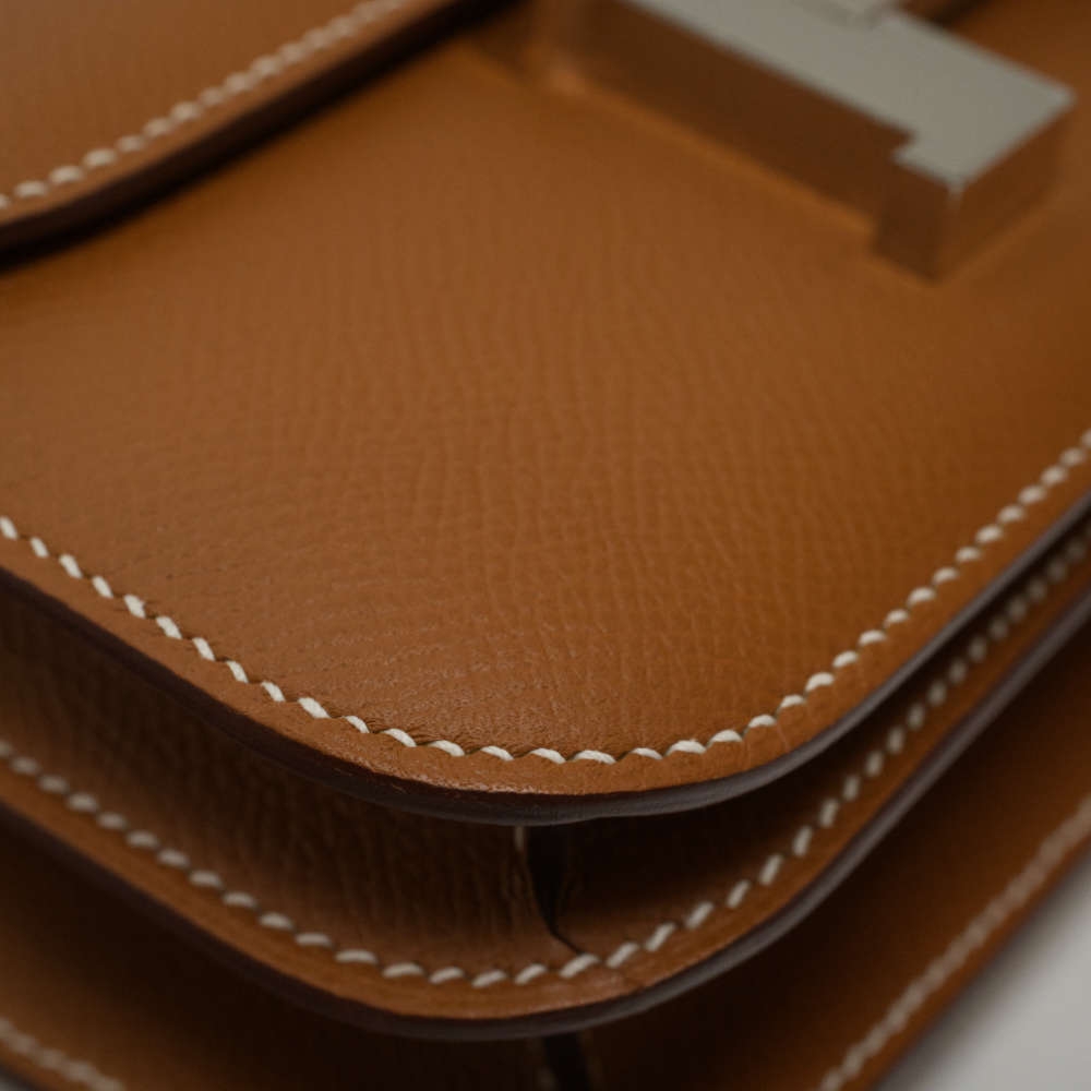 HERMES-CONSTANCE-18-GOLD-EPSOM-7669 corner1.jpg