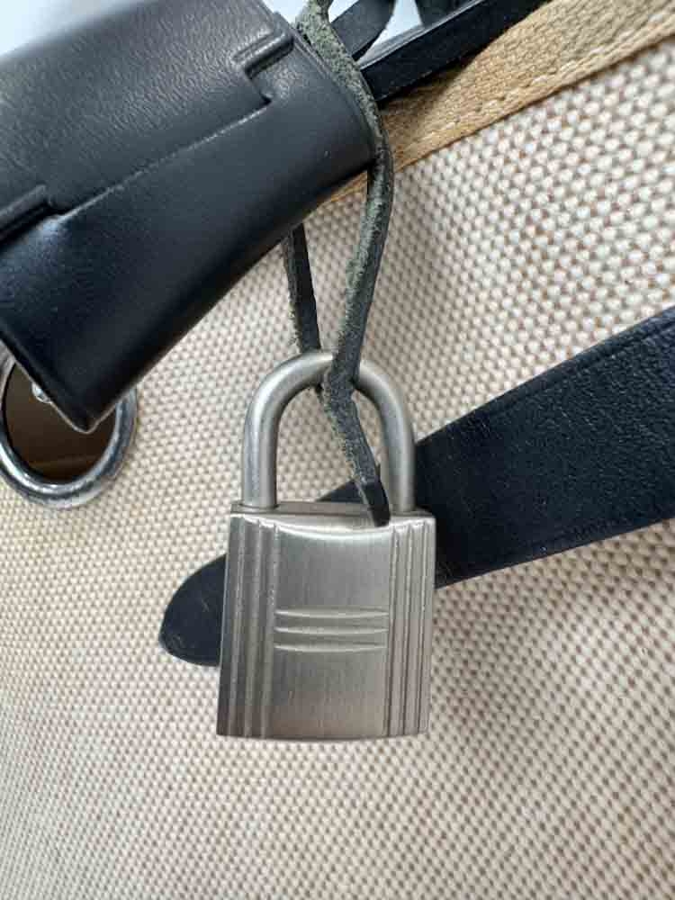 HERMES-HERBAG-31-BLACK,WHITE-TOILEH-VACHE-Photo 7-12-25, 5 18 09 PM.jpg