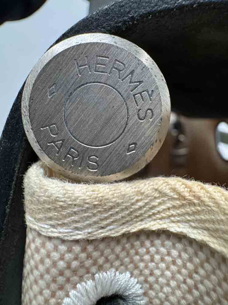 HERMES-HERBAG-31-BLACK,WHITE-TOILEH-VACHE-Photo 7-12-25, 5 18 46 PM.jpg