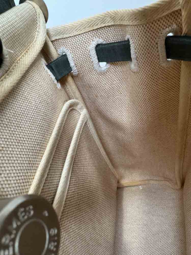 HERMES-HERBAG-31-BLACK,WHITE-TOILEH-VACHE-Photo 7-12-25, 5 20 48 PM.jpg