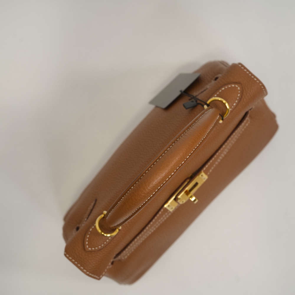 HERMES-KELLYRETOURNE-25-GOLD-TOGO-7811 topdown.jpg
